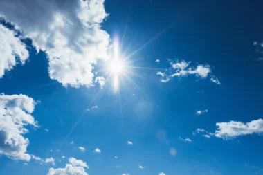 夏が来た。くそ暑い夏が